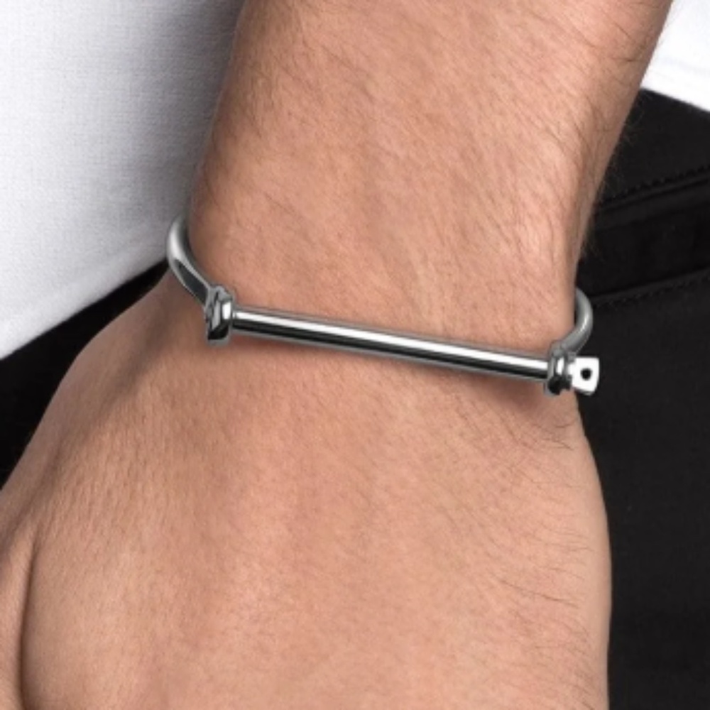 Miansai Thin Screw Cuff Size Small - NWT